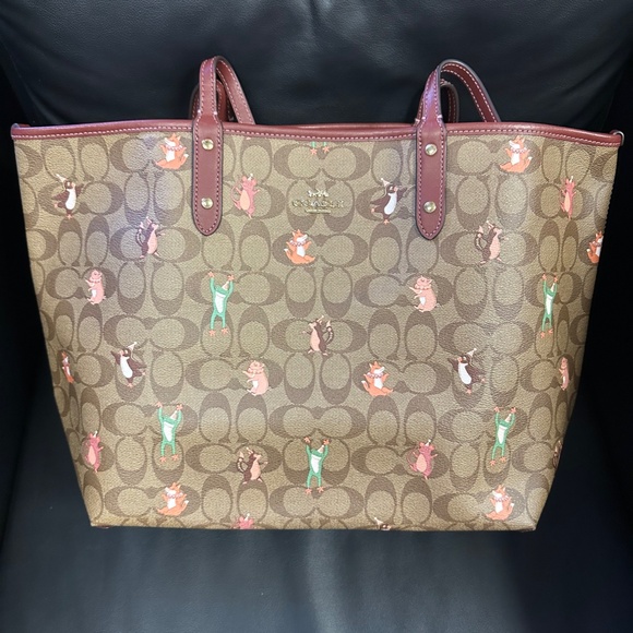 NWT! RARE! Coach F80246 Signature Party Animal Print Reversible City Tote - Picture 2 of 9